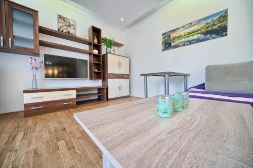 Apartments Me?trovi?