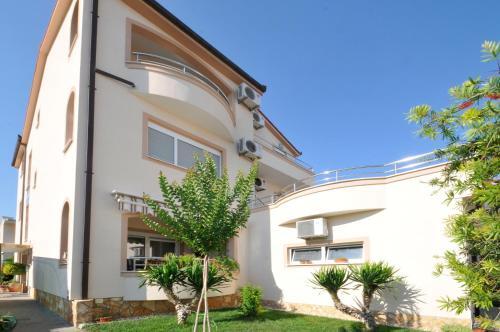 Apartamentos Villa Dra?ko