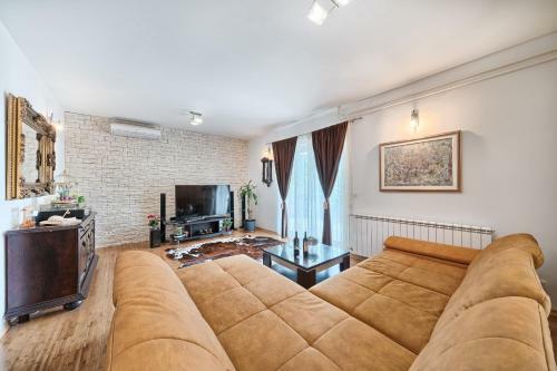 Apartment Villa Hacijenda With Private Pool And Jacuzzi
