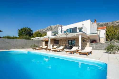 Villa Vila Petra Divine S Grijanim Bazenom