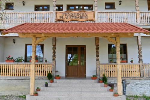 Hostal Pensiunea Plai Strabun