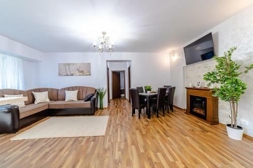 Mikras Luxury Apartment
