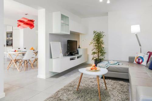 Villa Beach House - By Mhm