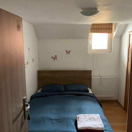 Hostal My Place - Cozy Rooms
