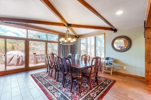 Falcon's Nest Retreat