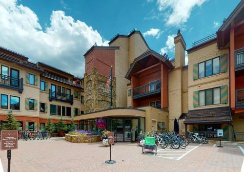 Apartamento Lion Square Lodge Condos By To