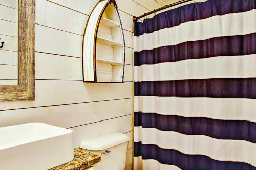 Bayview Landing -- 37498 Oliver