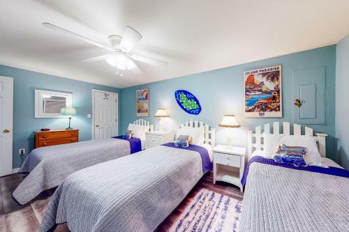 Bear Trap- 20 Village Green Dr