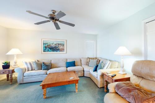Seabreak -- 31668 North Seaview