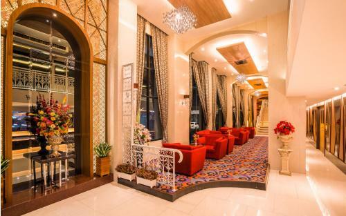 Grand Lord (boutique) Hotel