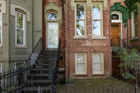 Apartamento Big Bright 1 Br At U/shaw + 14th On Quaint Swann