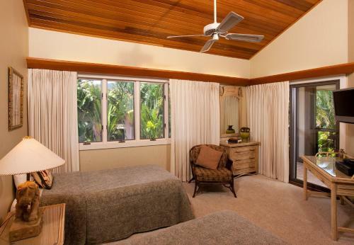 Puunoa Beach Estates