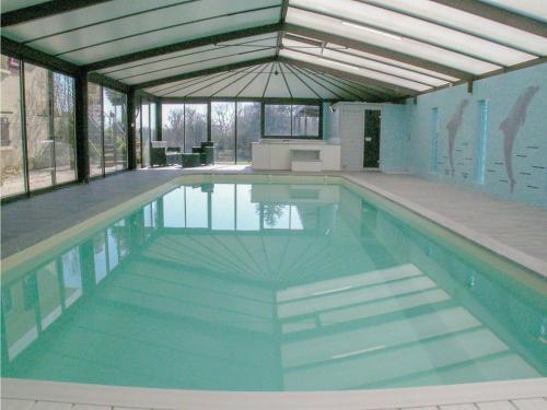 Holiday Home Le Champ St. Pere Le Bois Merlet