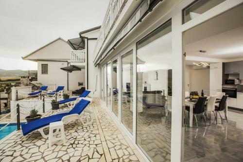 Villa Holiday Home Leko