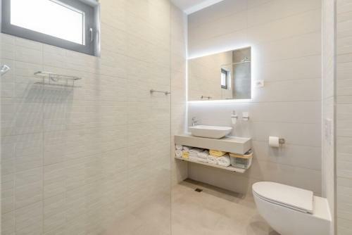 Luxury Villa Sundior Split With Private Pool And Jacuzzi