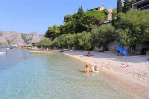Apartments By The Sea Omis - 771