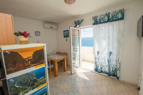 Apartments Pivac - Lokva Rogoznica