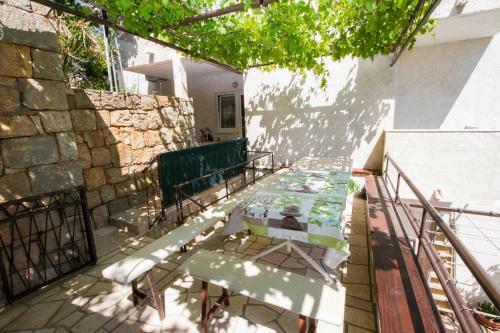 Apartments Pivac - Lokva Rogoznica