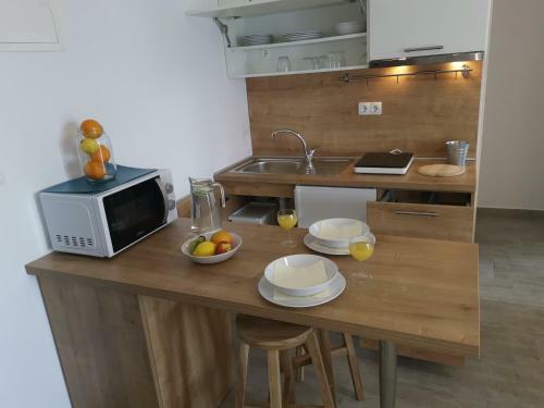 Hostal Apartments Zina