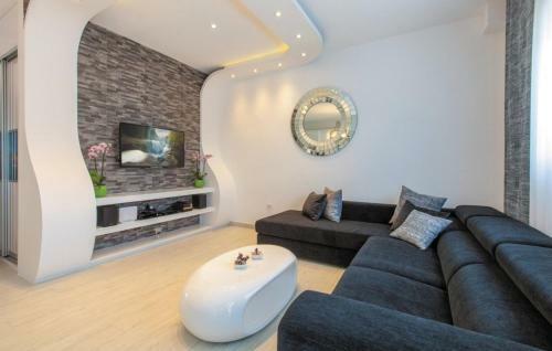 Villa Holiday Home Lucija ,trogir - Ka?tel Stari