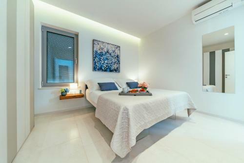 Unique Luxury Designers Apartment Right Next To The Beach