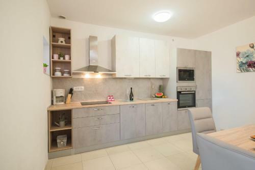 Holiday House Strenja