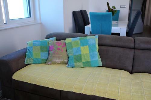Apartmani Marina S Pogledom, Suko?an