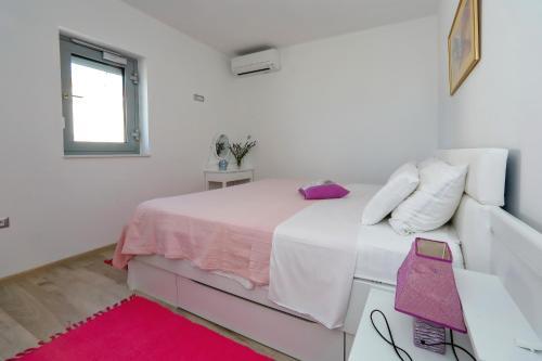Apartmani Marina S Pogledom, Suko?an