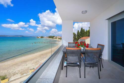 Apartmani Marina S Pogledom, Suko?an