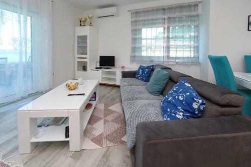 Apartmani Marina S Pogledom, Suko?an