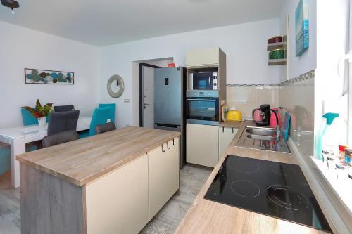 Apartmani Marina S Pogledom, Suko?an
