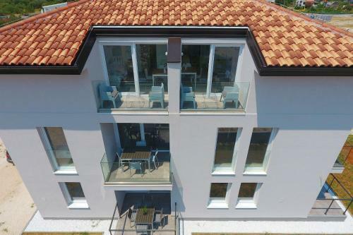 Apartments Villa Navi
