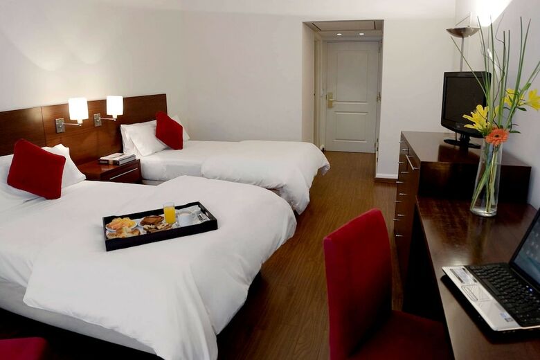 Hotel Dazzler Tower San Martin