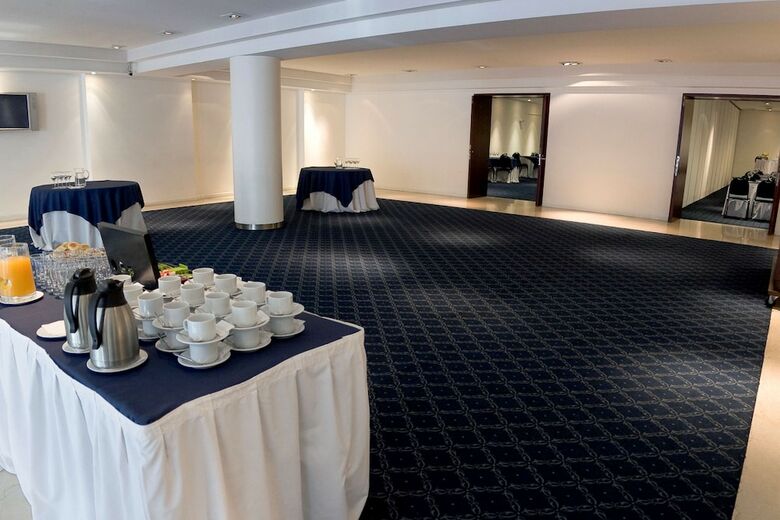 Hotel Dazzler Tower San Martin