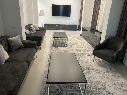Enjoy Life Apartments