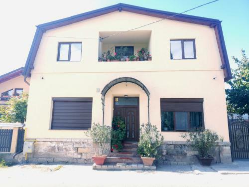 Hostal Pensiunea Mihaita