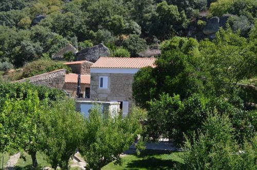 Bed & Breakfast Monsanto - Quinta de S�o Pedro de Vir-a-cor�a
