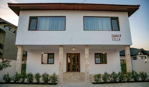 Hostal Summer Villa