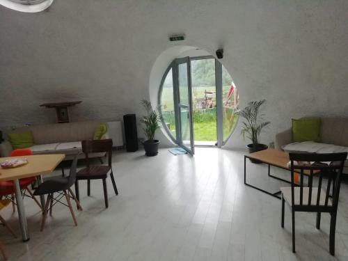 Hostal Domurile Din Z?rne?ti