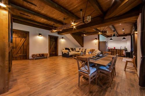 Lodge Avalanche Plaiul Foii