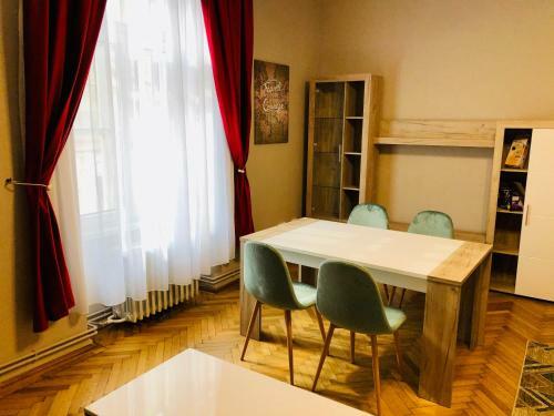 Ultra-central Apartment Just In Union Squere