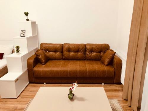 Ultra-central Modern And New Apartment