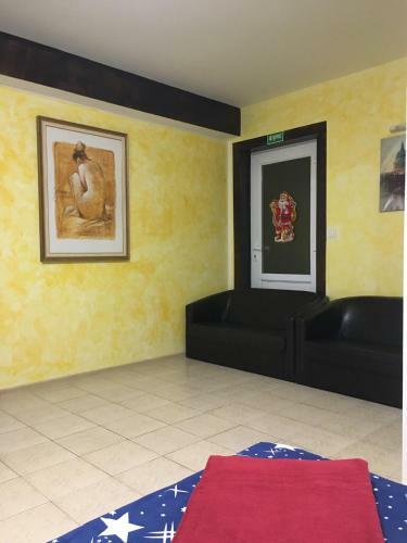 Hostal Pensiunea Lui George