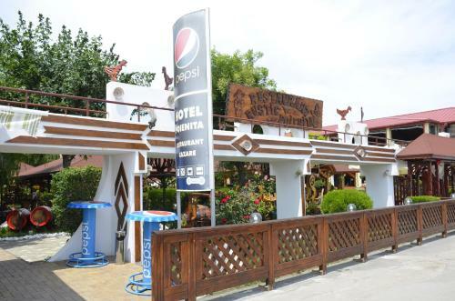 Hotel Vila II Poieni?a