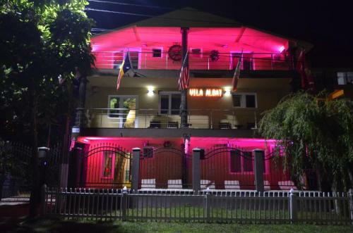 Hostal Pensiunea Albatros