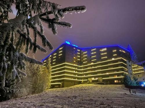 Fabulous Apartment - 110 Sqm Inside Alpin Resort