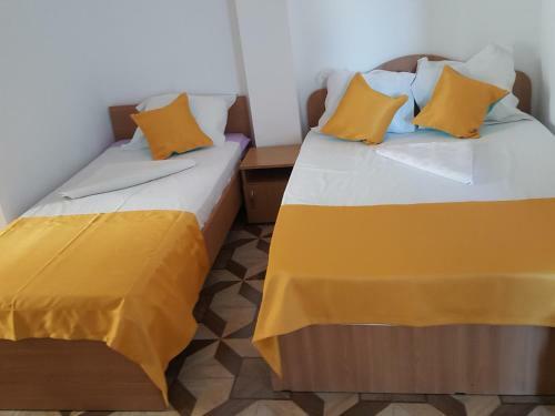 Hostal Vila Yza