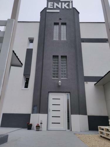 Hostal Enki