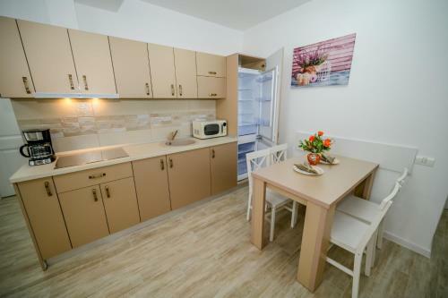 Apartamento Mesterul Casei