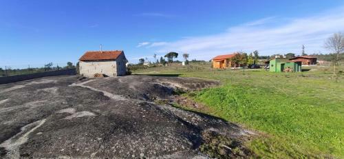 Vila Da Laje - Onde A Natureza O Envolve - Serra Da Estrela
